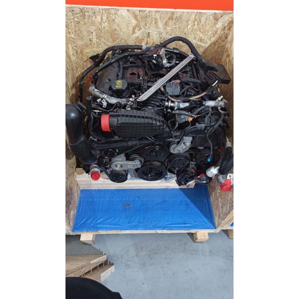 RANGE ROVER SPORT KOMPLE MOTOR 3.0 TDV6 ENJEKTÖRLÜ TURBOLU FULL DOLU